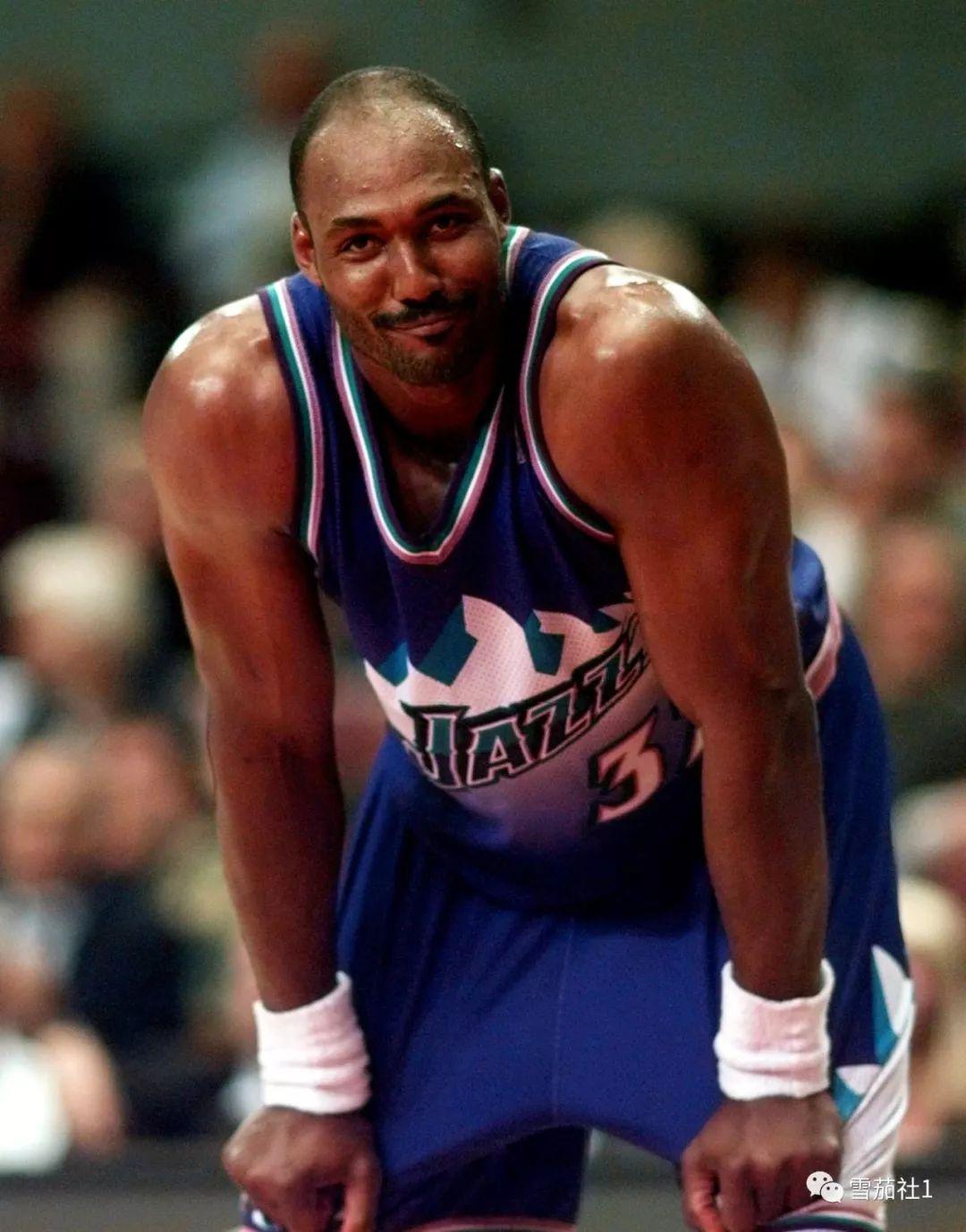 制片人更是 制片人更是